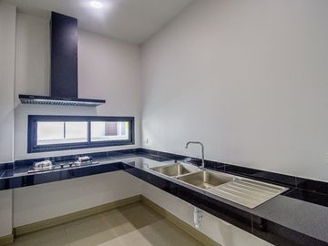 Newly Built Nordic-Style House – 2 Floors, 3 Bedrooms in Pa Daet Zone, Mueang Chiang Mai, Near Wat Don Chai Pa Daet