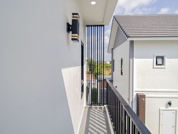 Newly Built Nordic-Style House – 2 Floors, 3 Bedrooms in Pa Daet Zone, Mueang Chiang Mai, Near Wat Don Chai Pa Daet