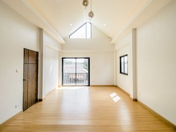 Newly Built Nordic-Style House – 2 Floors, 3 Bedrooms in Pa Daet Zone, Mueang Chiang Mai, Near Wat Don Chai Pa Daet