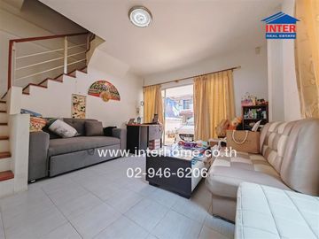 2-storey townhouse, 31.9 sq.w., Rinrada Oriental Village, near Lee Thai Traditional Medicine Clinic, Ekachai Road, Kittimanee Road, Mueang Samut Sakho