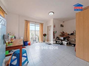 2-storey townhouse, 31.9 sq.w., Rinrada Oriental Village, near Lee Thai Traditional Medicine Clinic, Ekachai Road, Kittimanee Road, Mueang Samut Sakho