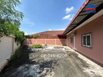 1-storey townhouse, 48.8 sq m, Chatthong Villa Village, Bo Win, Sattahip-Phanom Sarakham strategic highway (Highway 331), Sriracha, Chonburi