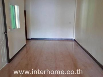 1-storey townhouse, 48.8 sq m, Chatthong Villa Village, Bo Win, Sattahip-Phanom Sarakham strategic highway (Highway 331), Sriracha, Chonburi