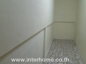 1-storey townhouse, 48.8 sq m, Chatthong Villa Village, Bo Win, Sattahip-Phanom Sarakham strategic highway (Highway 331), Sriracha, Chonburi
