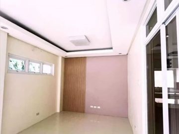 Brand NEW House for SALE in Sun Valley Subdivision, Paranaque City