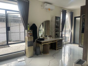 Rumah Tenggilis Mejoyo Selatan Mewah Langka Siap Huni dkt Kendangsari Panjangjiwo Prapen