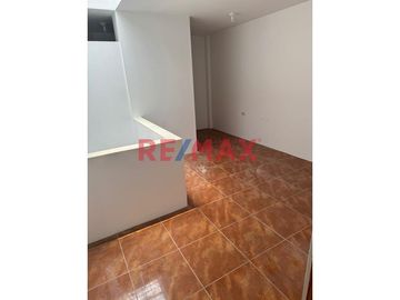 Acogedora Casa De Dos Pisos En Supe Pueblo
