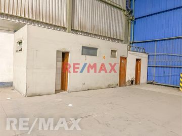Local Industrial En Alquiler | Zona Estratégica Del Callao | Inversión Segura