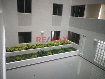 Dpto En Edificio Moderno Y Exclusivo | Cerca Al Límite Con Pueblo Libre | Seguridad 24H Y Áreas Comunes