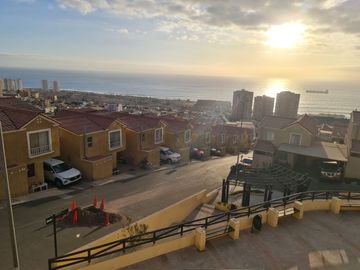 Venta casa vista al mar en condominio en Coviefi, Antofagasta