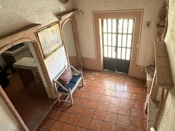 VENDO CASA EN EL CENTRO. QRO