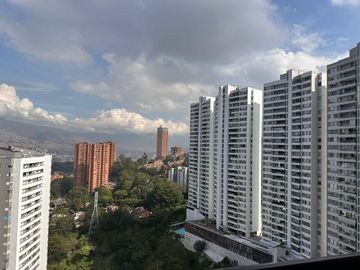 Rento Apartamento Amoblado en el Alto de las Palmas