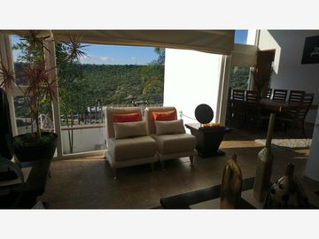 VENDO CASA EN FRACCIONAMIENTO MISION DE CONCA, QRO.