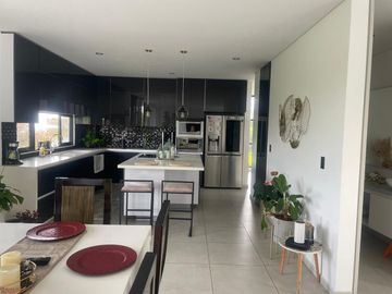 HERMOSISIMA CASA CAMPESTRE MATURIN. SEC PUEBLITO CAFETERO