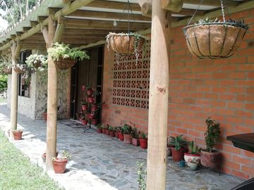 ESPECTACULAR CASA CAMPESTRE UNA PLANTA CERRITOS PEREIRA