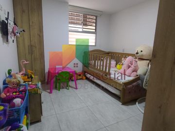 ✴️VENDO✴️ Hermoso Apartamento en barrio San Juan, edificio Ónice, Copacabana.