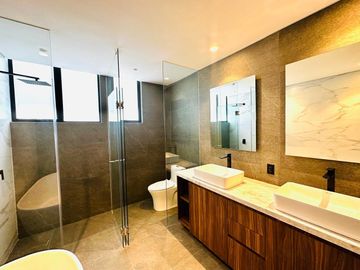PH en venta en  Polanco: 268m2, 3 niveles, 3 recámaras, 4.5 baños, 3 estac. balcón y terraza.