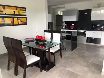 ESPECTACULAR CASA EN SAN JOSE DE LAS VILLAS