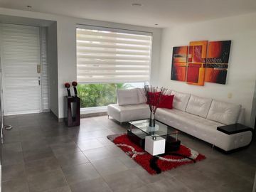 ESPECTACULAR CASA EN SAN JOSE DE LAS VILLAS