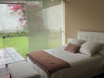 CASA EN LA PLANICIE