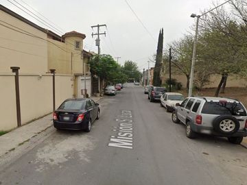 VENTA CASA MISION DE SAN NICOLAS CUMBRES MONTERREY REMATO OPORTUNIDAD DE INVERSION