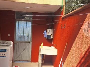 TORREMOLINOS CASA CON DEPARTAMETO