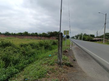 VENTA - TERRENO DE 5.200 M2 EN 20 LOTES EN LA VIA NARANJITO BUCAY