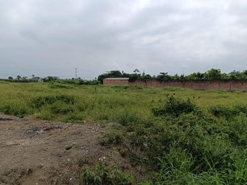VENTA - TERRENO DE 5.200 M2 EN 20 LOTES EN LA VIA NARANJITO BUCAY