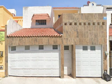 HERMOSA CASA EN CANCUN EN UNA ZONA MUY TRANQUILA