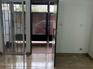 Casa remodelada 45/80  D-3 B-1