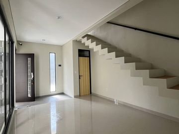 Rumah Baru Gaya Jepang di Sayap Gegerkalong Cihanjuang Ciwaruga