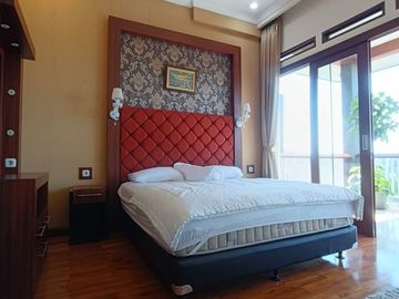 RUMAH LUX MODERN SEMI VILLA DOWNSLOPE PERUMAHAN EXCLUSIVE RESOR DAGO PAKAR BANDUNG UTARA