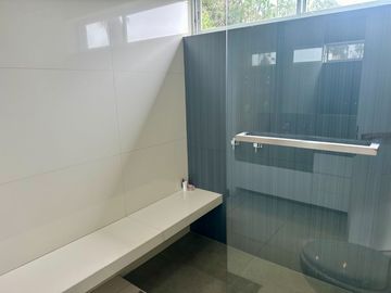 Venta espectacular residencia Urb. La Planicie 1ra etapa, La Molina. Vista al golf
