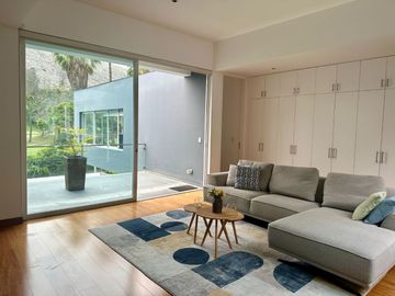 Venta espectacular residencia Urb. La Planicie 1ra etapa, La Molina. Vista al golf