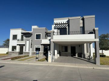 HERMOSA CASA EN VENTA DE DOS HABITACIONES EN PACHUCA