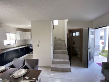 HERMOSA CASA EN VENTA DE DOS HABITACIONES EN PACHUCA