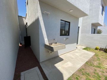 HERMOSA CASA EN VENTA DE DOS HABITACIONES EN PACHUCA