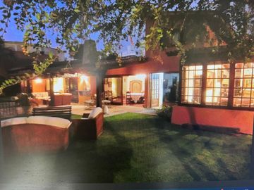 Venta linda casa  muy cerca a Chacarilla. Surco