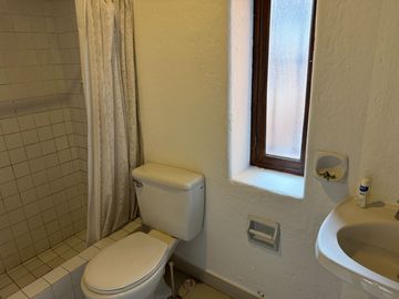 Venta linda casa  muy cerca a Chacarilla. Surco