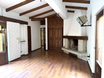 Venta linda casa  muy cerca a Chacarilla. Surco