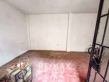 VENTA EDIFICIO COMERCIAL EN SAN JUAN DE LURIGANCHO