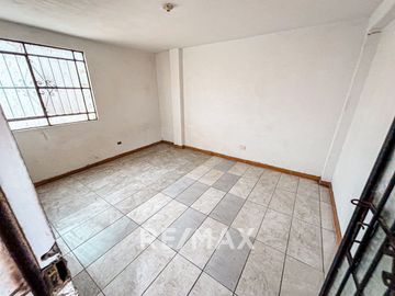 VENTA EDIFICIO COMERCIAL EN SAN JUAN DE LURIGANCHO