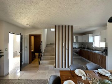 Casa en venta al sur de Pachuca con opción a crecimiento.
