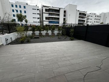 SE VENDE CESIÓN DE PROMESA - TOWNHOUSE NUEVO, POR ESTRENAR - 3D2B2E1BOD. - SAN CARLOS DE APOQUINDO