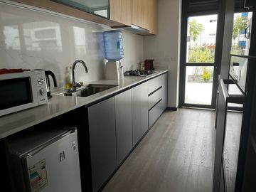 SE VENDE CESIÓN DE PROMESA - TOWNHOUSE NUEVO, POR ESTRENAR - 3D2B2E1BOD. - SAN CARLOS DE APOQUINDO