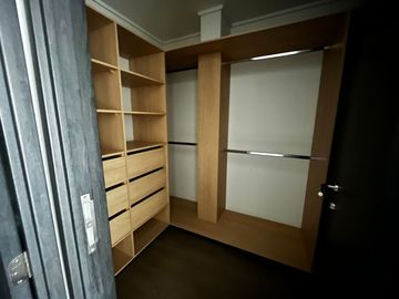 SE VENDE CESIÓN DE PROMESA - TOWNHOUSE NUEVO, POR ESTRENAR - 3D2B2E1BOD. - SAN CARLOS DE APOQUINDO