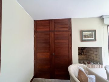 VENDO CASA LA PLANICIE BASTANTE POTENCIAL