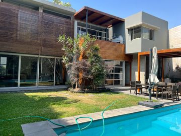 Venta moderna casa Urb. La Molina Vieja
