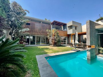 Venta moderna casa Urb. La Molina Vieja