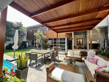 Venta moderna casa Urb. La Molina Vieja